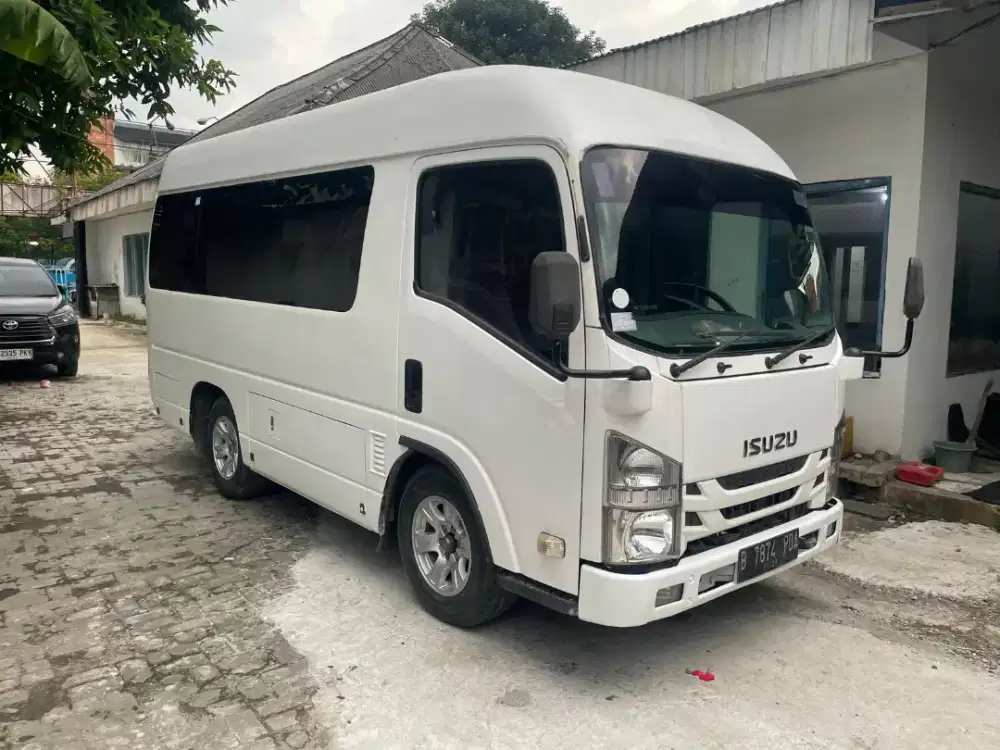 Elf Minibus 2020