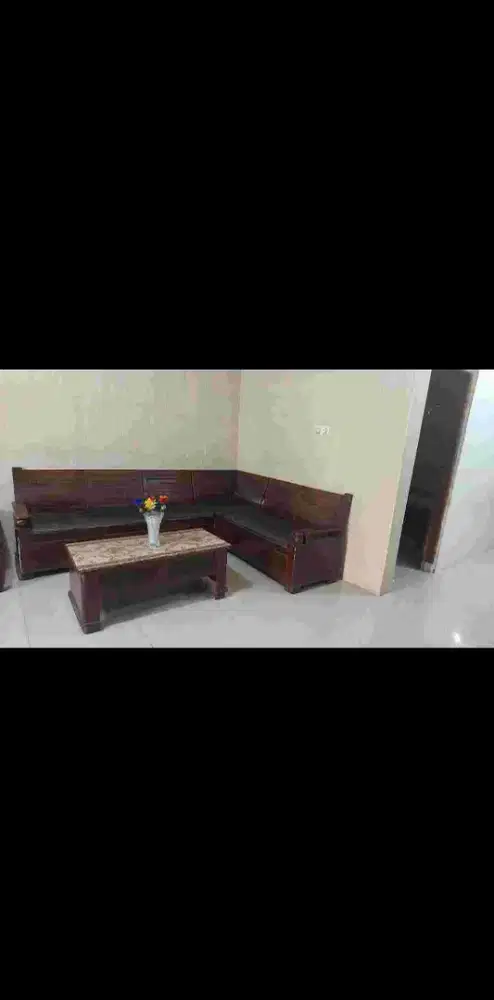 Dijual satu set kursi & meja  jati