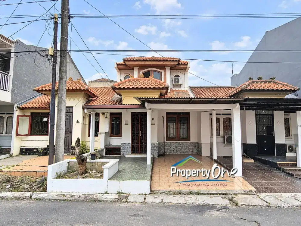 Jual Rumah 2 Lantai Siap Huni di Taman Ubud Tangerang, Lokasi Favorit & Asri, SHM On Hand, Dekat ke Supermal Karawaci, UPH & Akses Tol Jakarta-Tangera