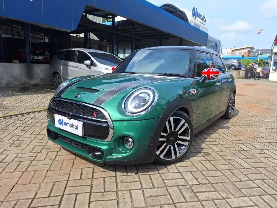 KM Rendah - Mini 5 Door 2.0 Cooper S Bensin-AT 2021
