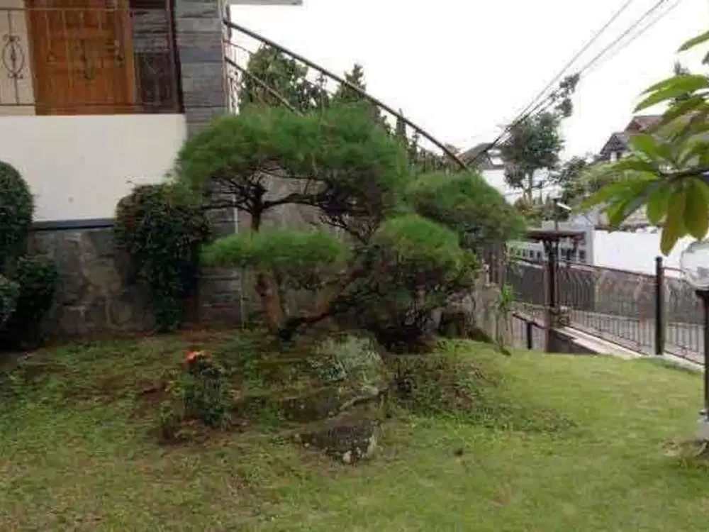 dijual rumah siap huni di Setra indah dekat Gate tol pasteur & universitas Maranatha bandung
