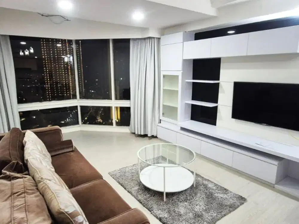 Disewa 145jt, Taman Anggrek Condominium 2 Bedroom, Fully Furnished, Middle Floor