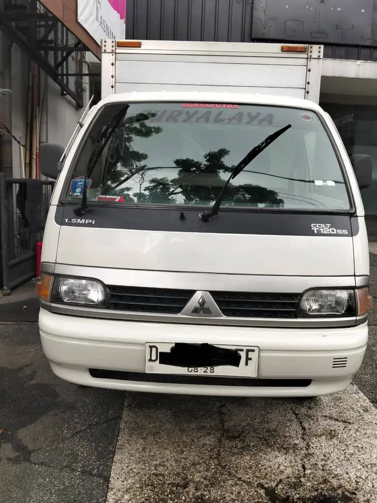 Jual Mobil Box Mitsubishi Colt T120SS PU 1,5 STD-R 2018 Manual