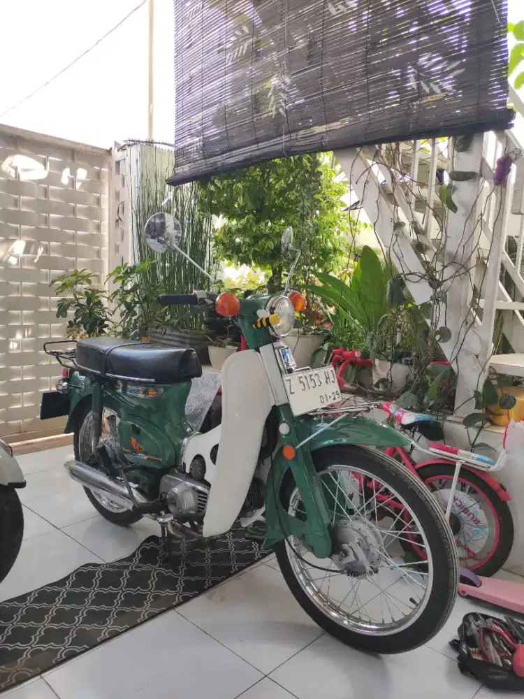 Honda C70 asli hijau