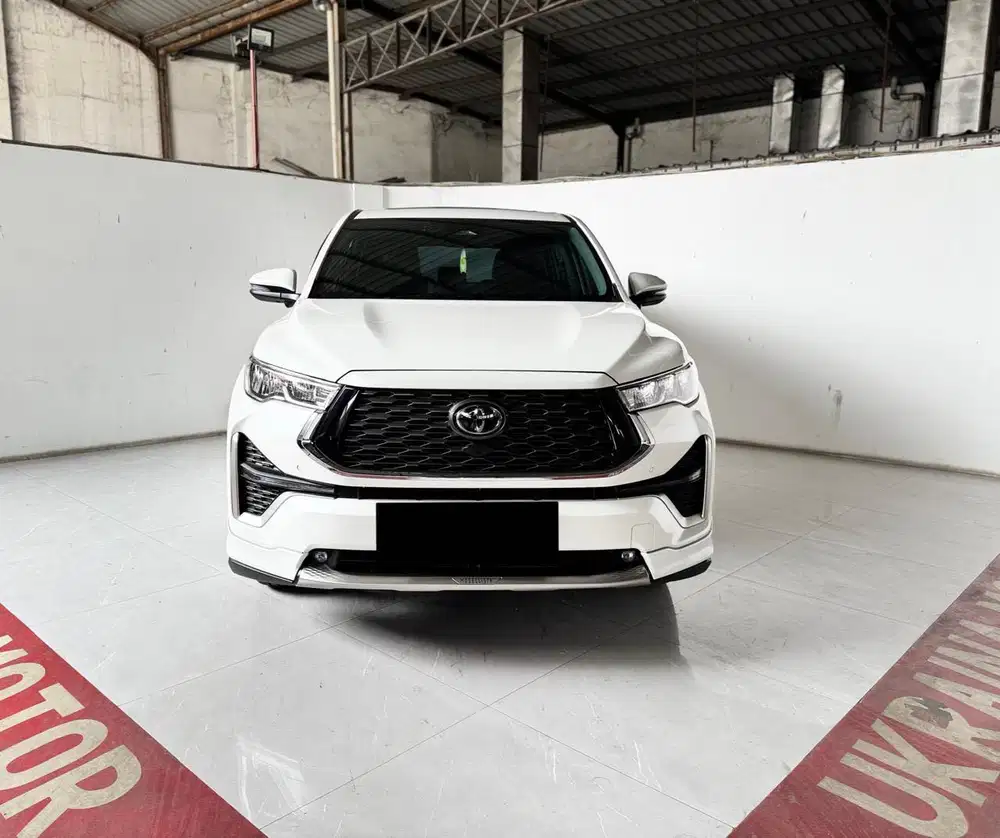 Toyota Innova Zenix Q Hybrid Modelista Tss at improvment km 7200 perak
