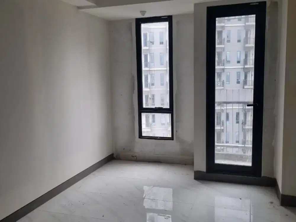 Apart Pakuwon Mall Bekasi, Tower Amor , type studio 25m2, hadap kolam renang/taman - Jual cepat