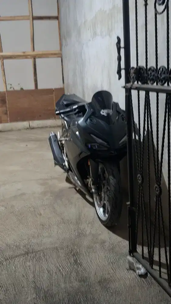 cbr150r 2023 abs