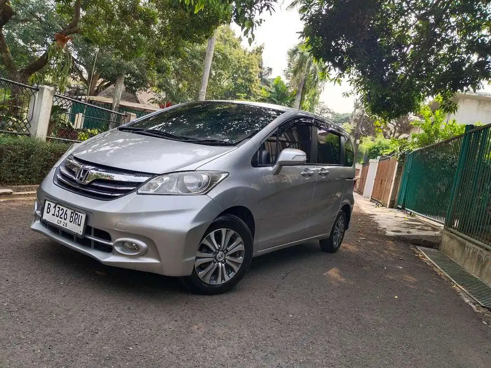 Honda Freed 2013 Bensin