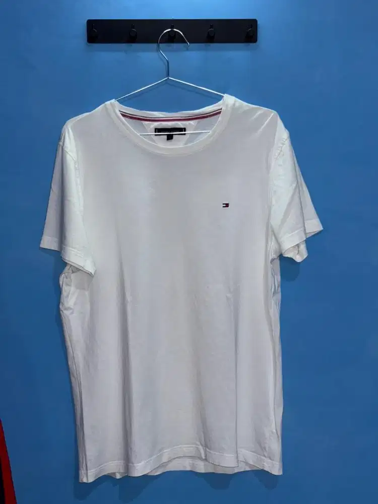 Kaos Tommy Hilfiger Lengan Pendek