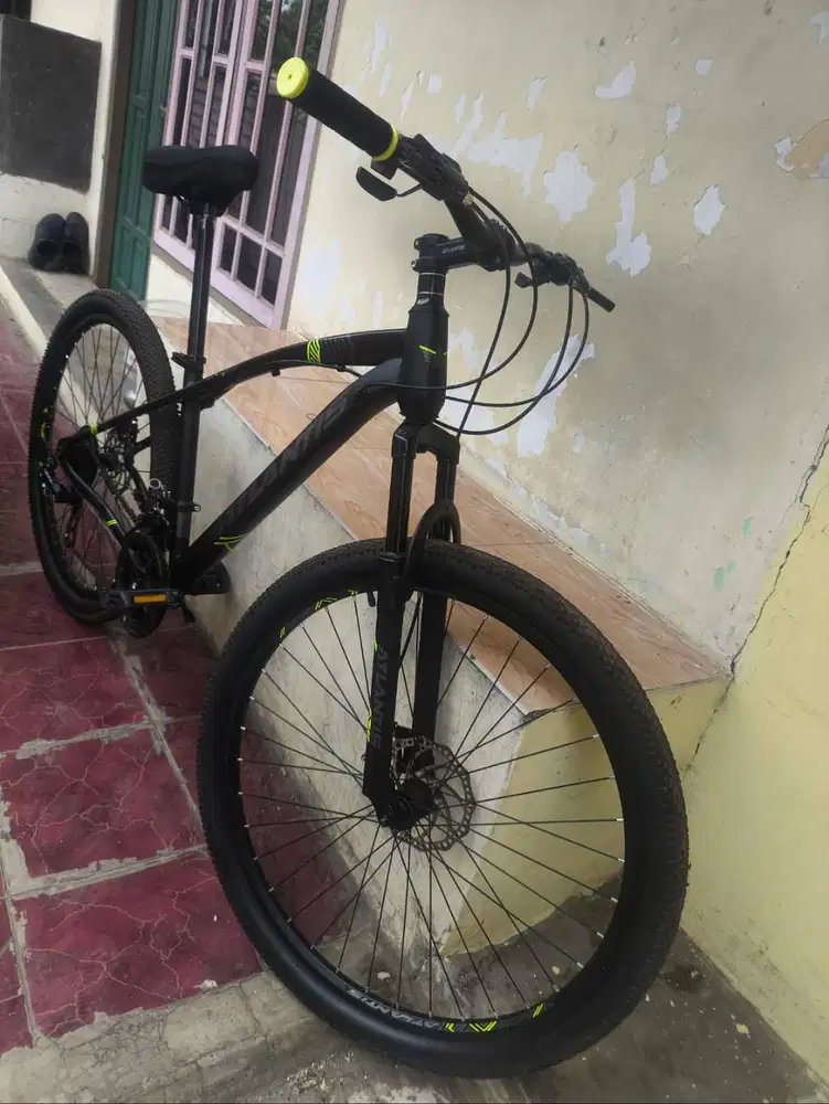 Jual aja sepeda baru beli 4 bulan