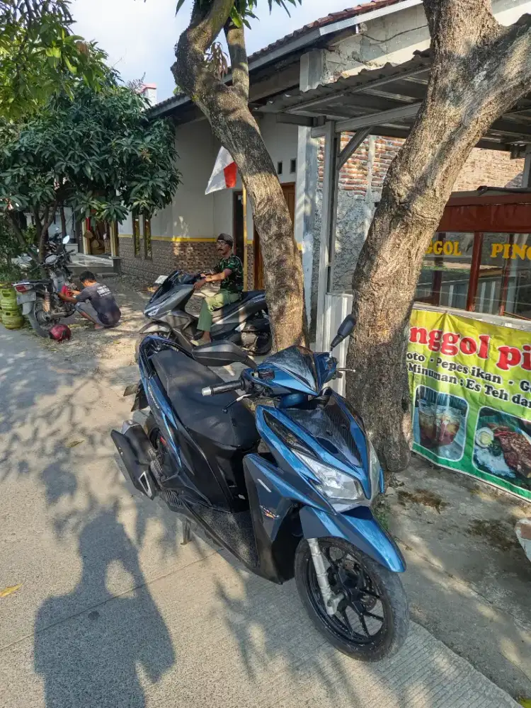 VARIO 125 OLD KZR MODIFIKASI