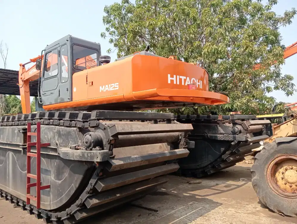 EXCAVATOR AMPHIBIUS 12 TON  HITACHI MA125