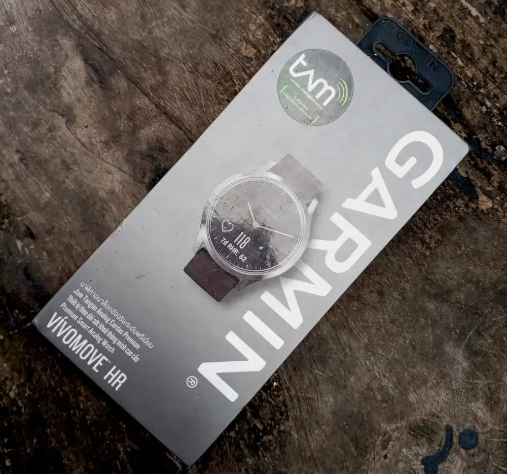 Jam tangan garmin. Garmin vivomove hr.