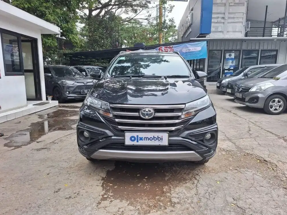 LOW DP Toyota Rush 1.5 GR Sport Bensin-AT 2023 AKJ