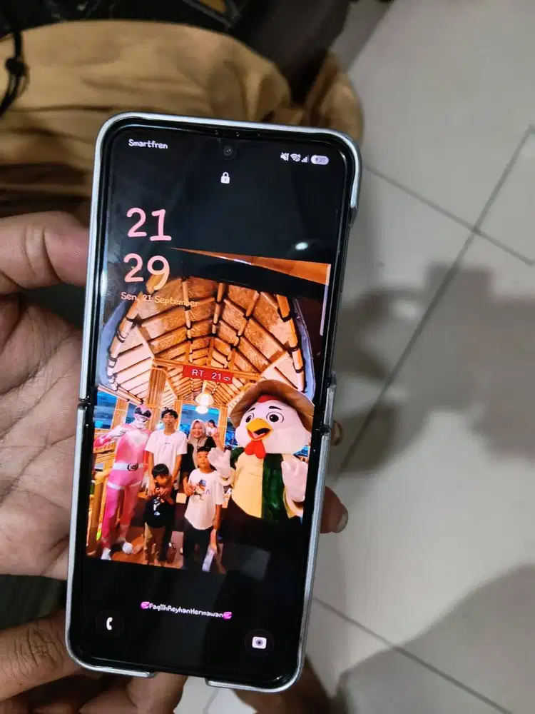 Dijual samsung z flip 5