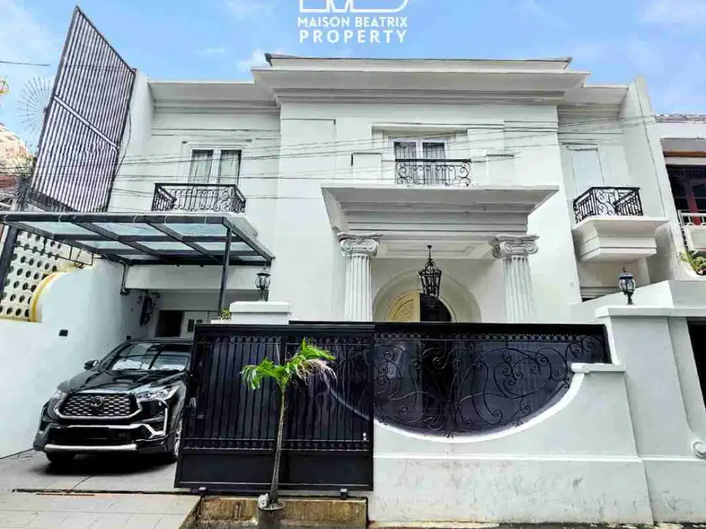 RUMAH MEWAH JAKSEL BANGETTT MODEL CLASIC MODERN  ADA POOL N GYM  LOKASI STRATEGIS