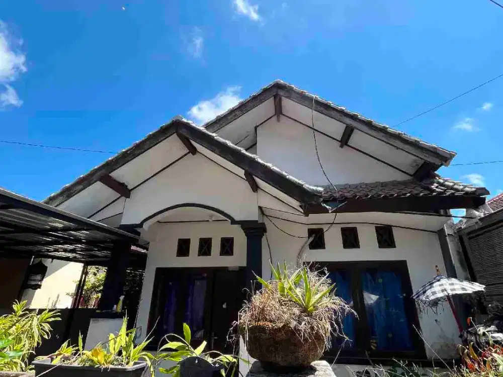 Dijual Rumah 1 Lantai di Taman Giri Jimbaran