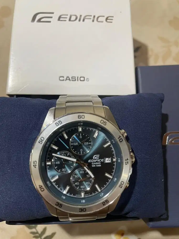 Jam Casio Edifice 526D Lengkap