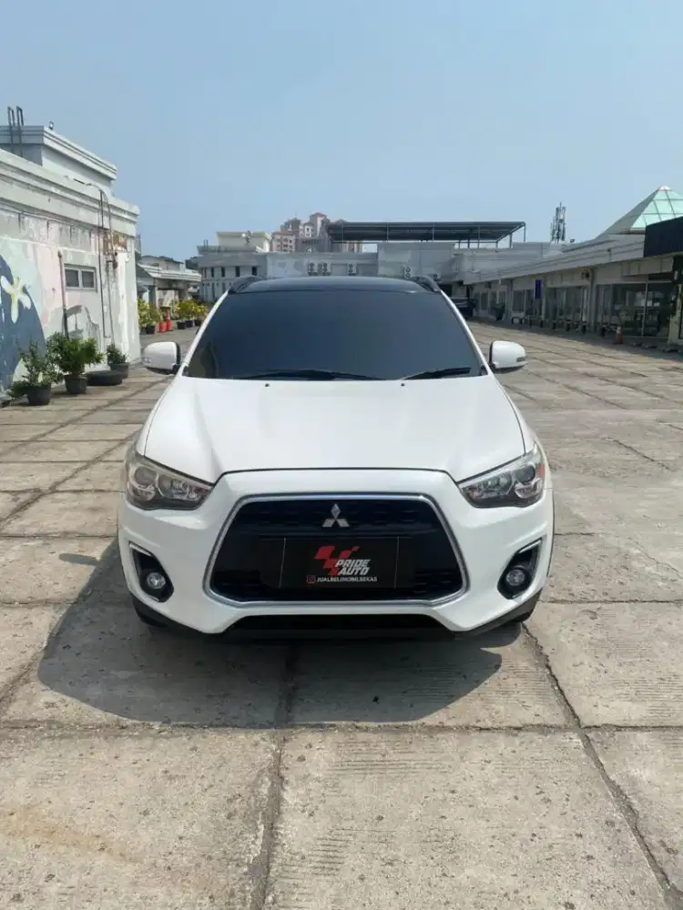 TDP 20 JUTA MITSUBISHI OUTLANDER PX 2015 AT