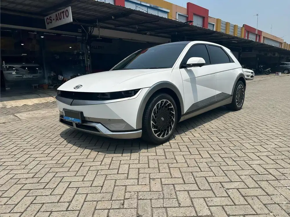 Hyundai Ioniq 5 SLR 2023 Putih Bluelink