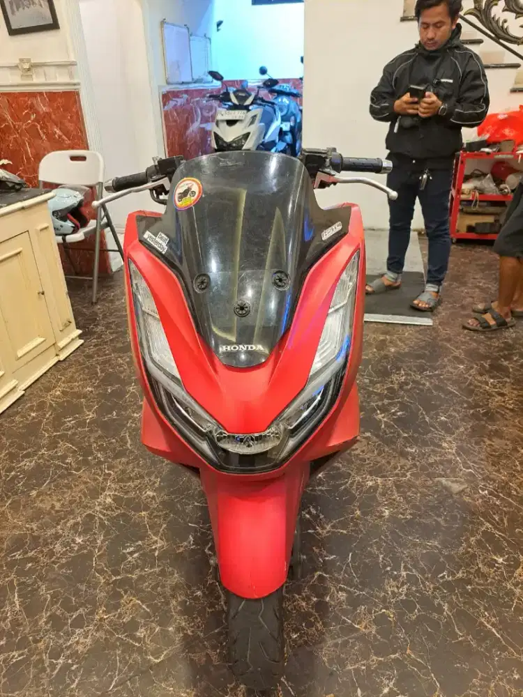 DIJUAL CEPAT HONDA PCX 160 ABS 2021 SURAT LENGKAP MESIN ADEM