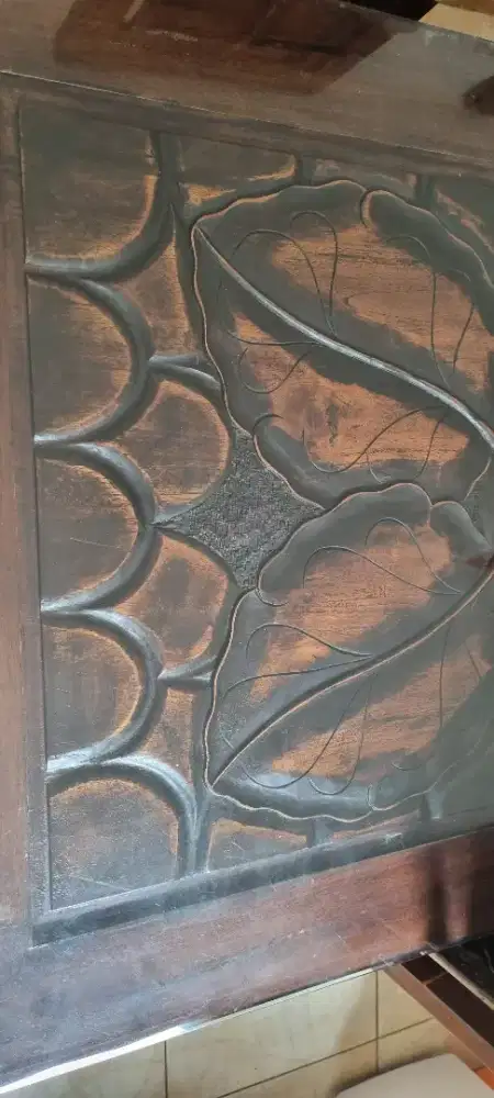 Dijual meja makan kayu jati 4 kursi