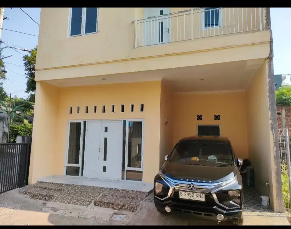 JUAL CEPAT - Rumah 2 Lantai, 3 KT, 2 KM. Ujung Aspal Pondok Gede