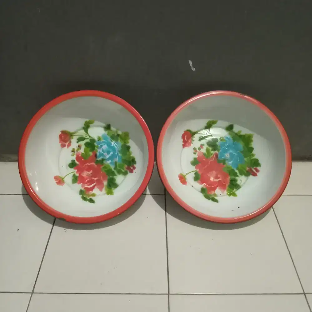 Baskom motif bunya ukuran 36cm barang masih mulus