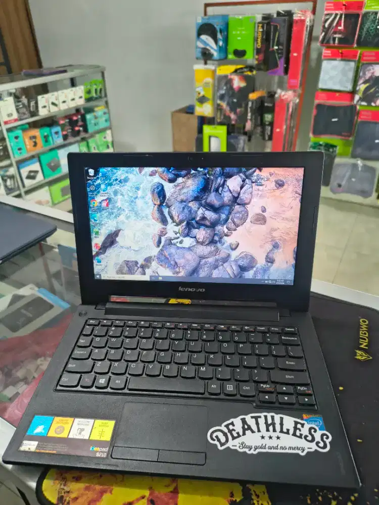 Jual netbook second Lenovo s210 11'