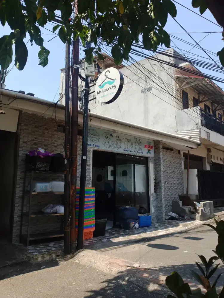 di cari karyawan laundry cuci / gosok berpengalaman