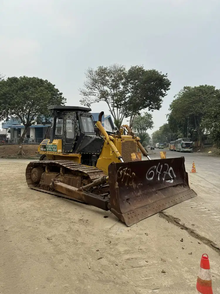 Dozer Komatsu D85ESS-2A Tahun 2018