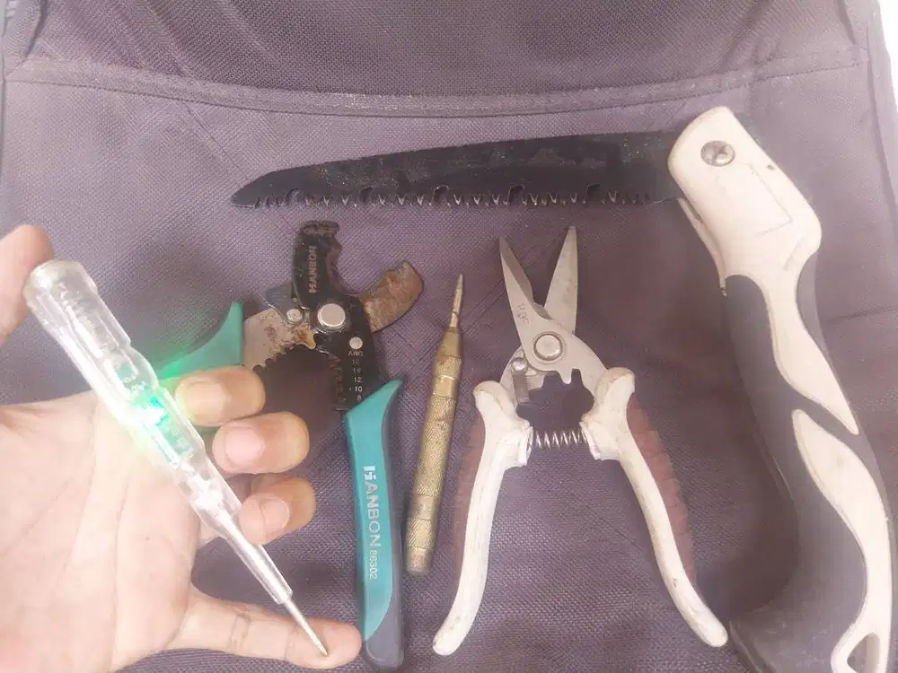 Alat perkakas rumah