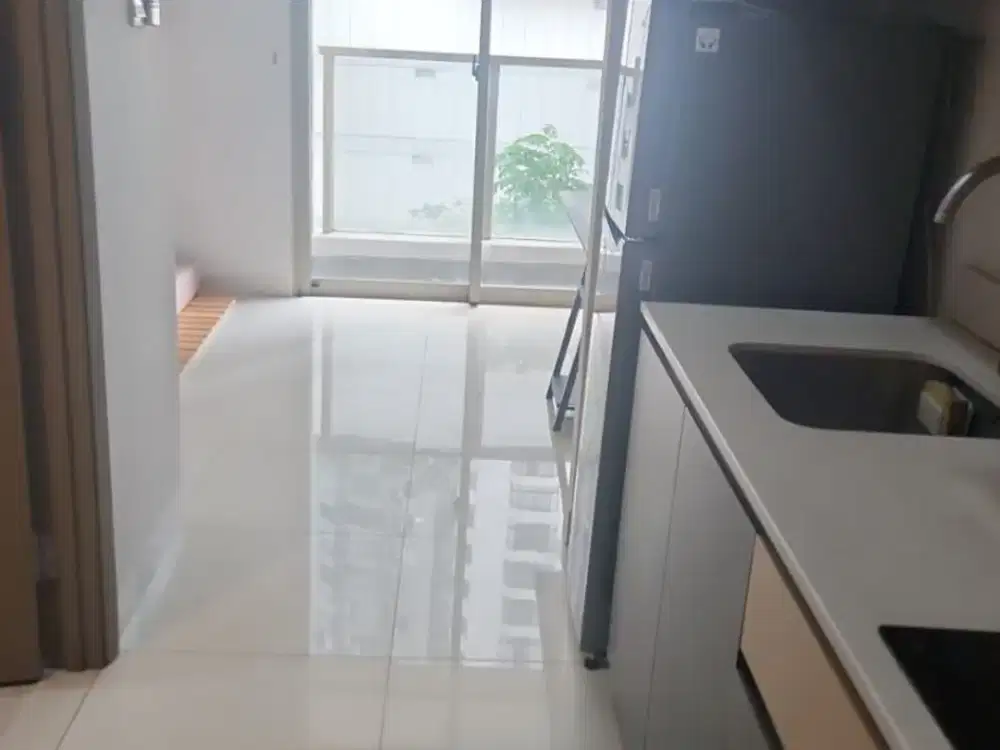 Disewakan Apartemen Taman Anggrek Residence Studio Furnished Lantai 3 Jakarta Barat