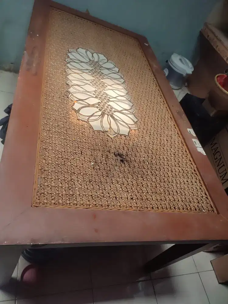 meja rotan tanpa kaca