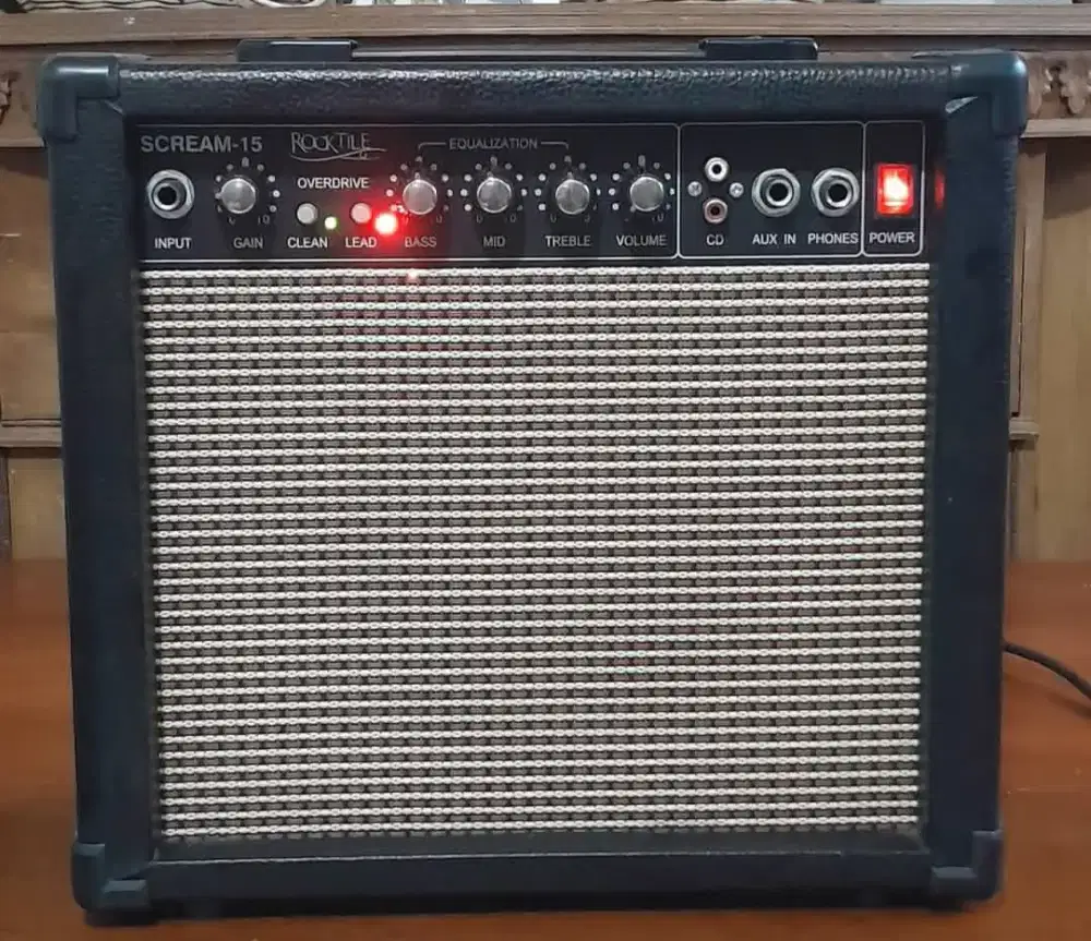 Ampli gitar Rocktile Scream 15 original made in Jerman