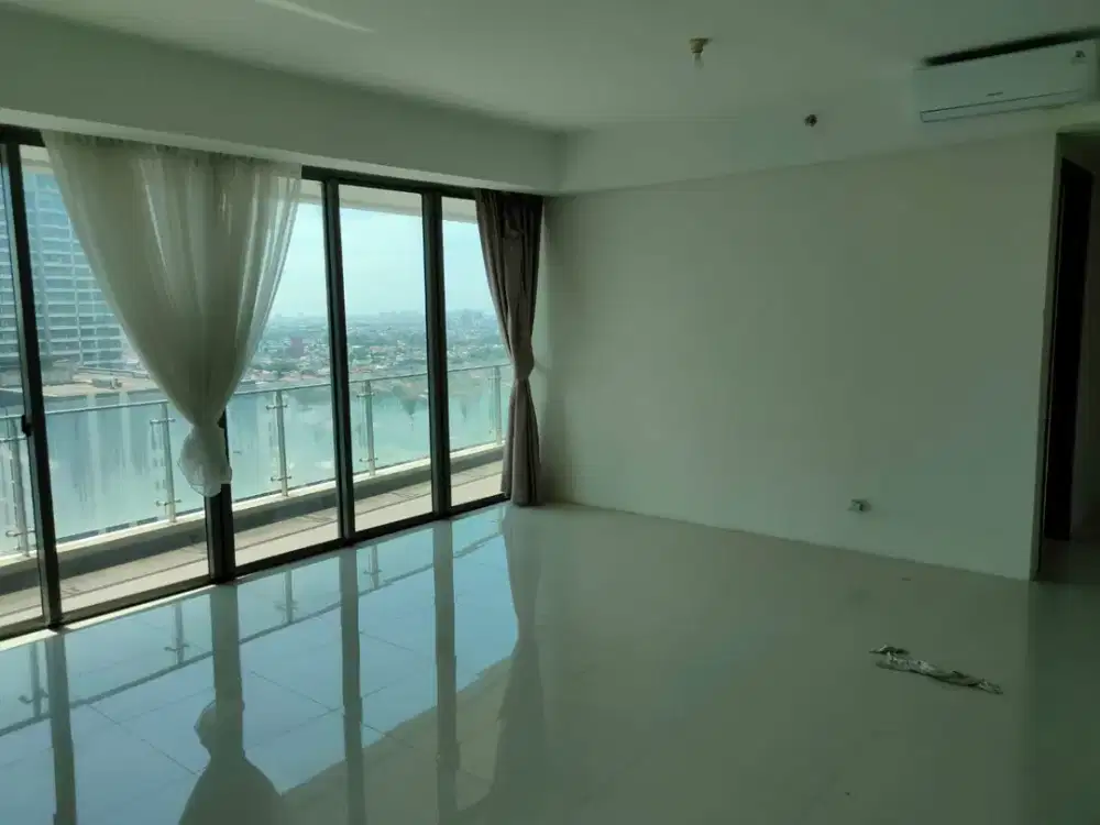 Disewakan Apartemen St. Moritz Ambassador Suite Tower 3BR Siap Huni