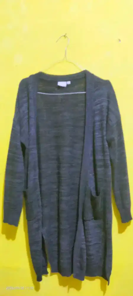 sweater rajut wanita