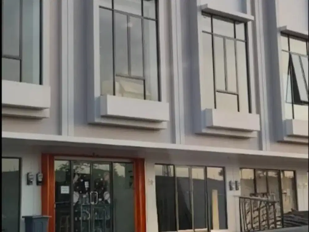 Di Sewakan Ruko 2 Lantai Aniva Junction Gading Serpong Tangerang