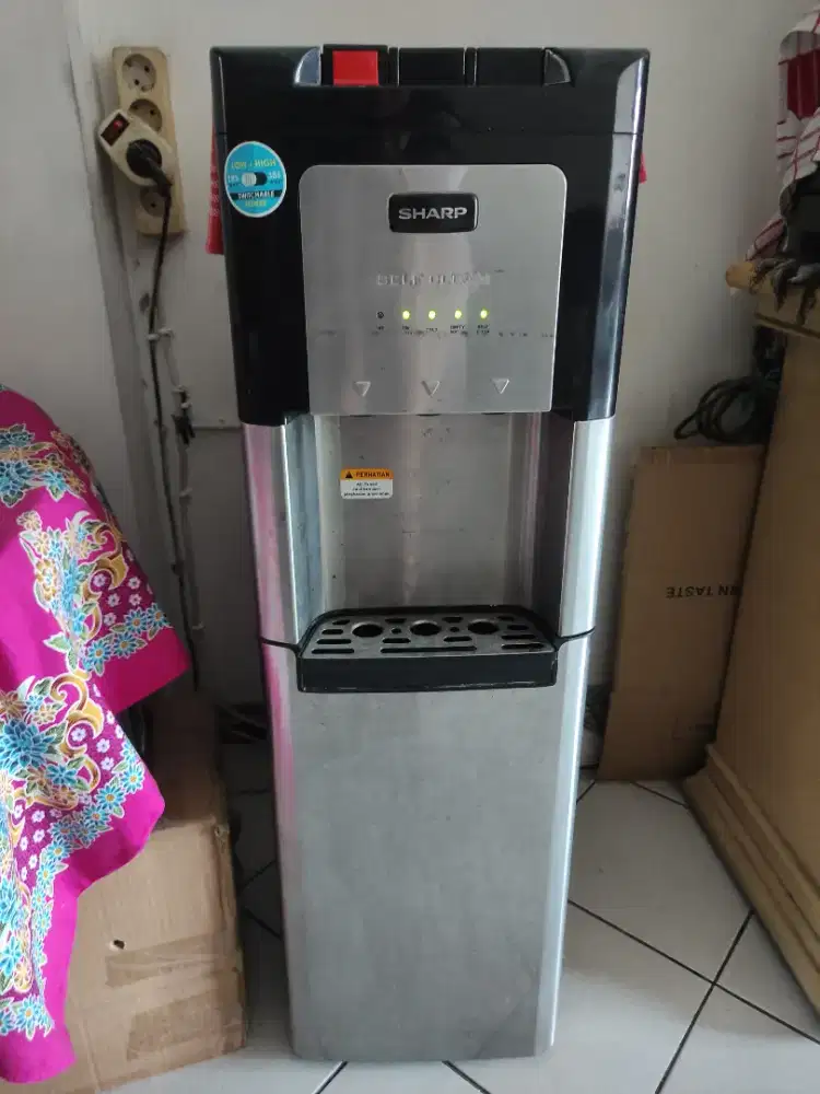 Dijual dispenser merk sharp
