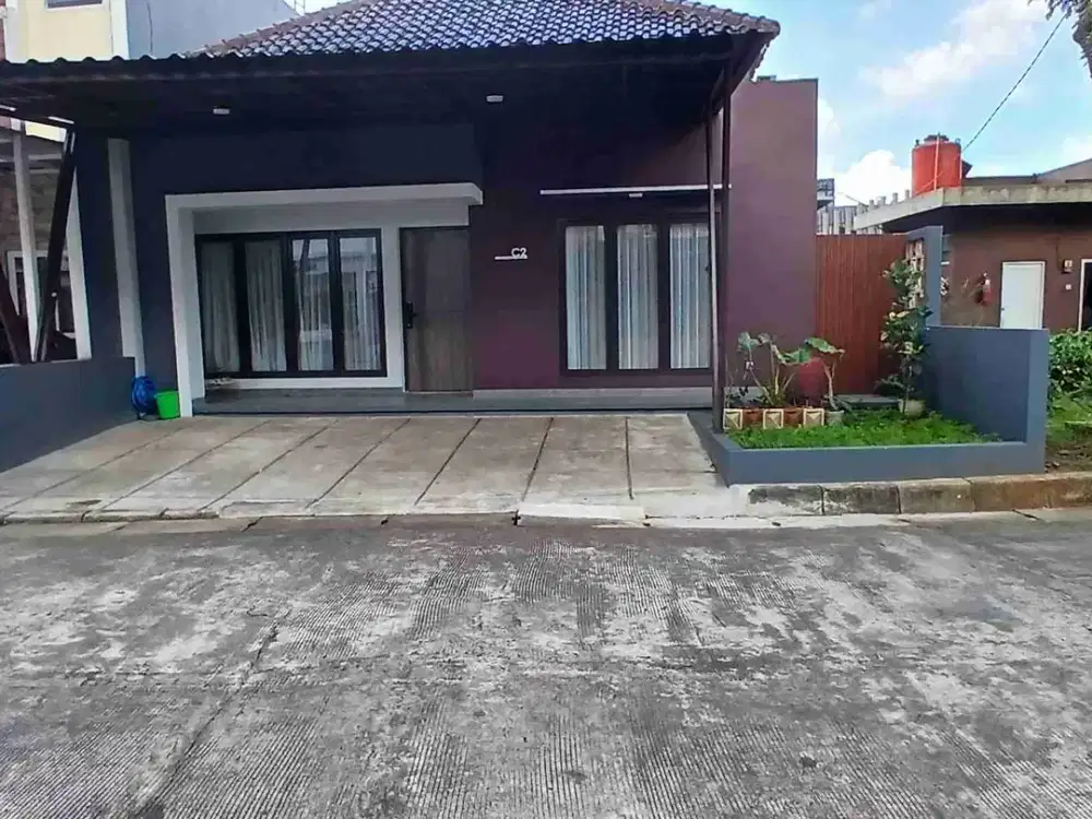 DI JUAL RUMAH BARU SIAP HUNI  DI CHAMPACA RESIDENCE CIPUTAT
