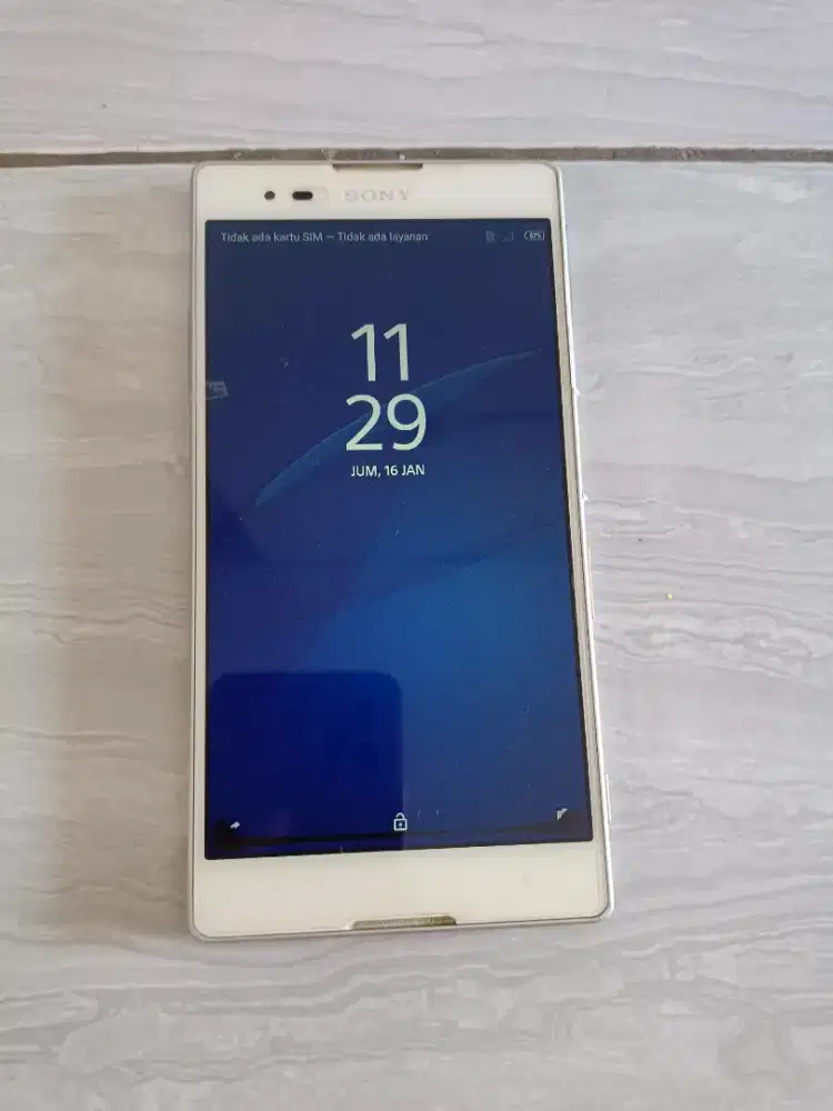 Ponsel sony xperia