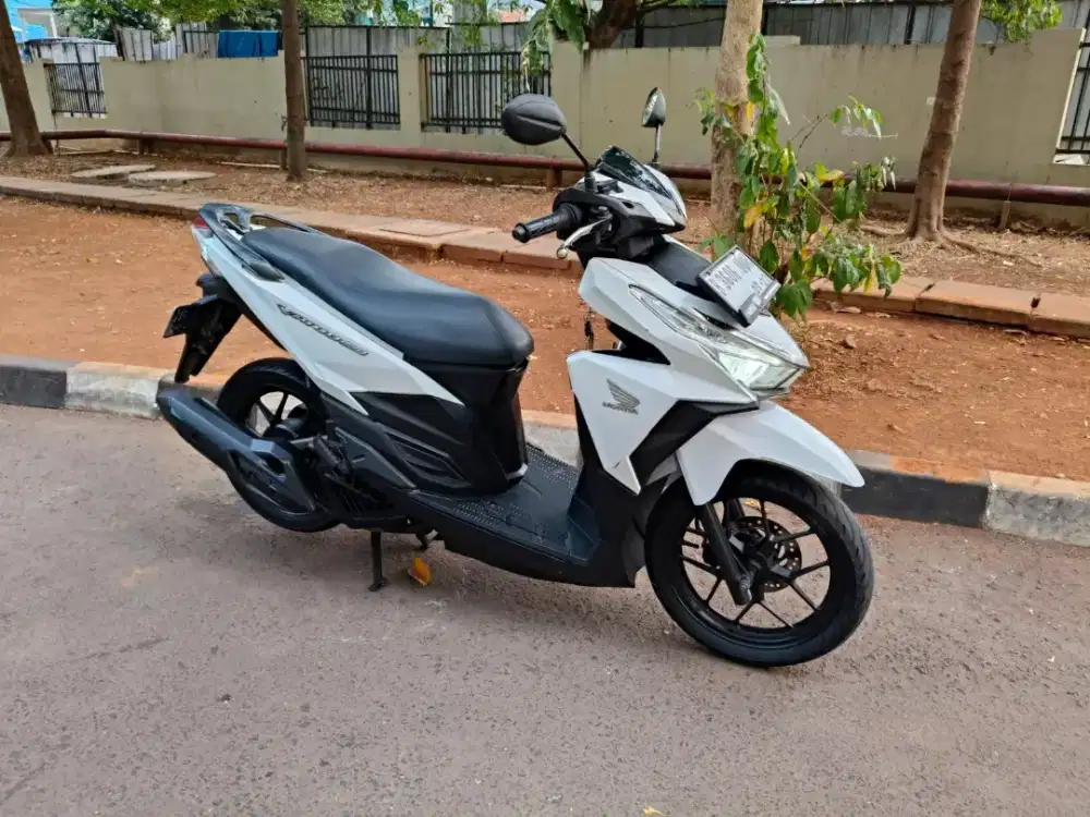 Honda Vario LED Old 150cc PGM-FI Tahun 2017