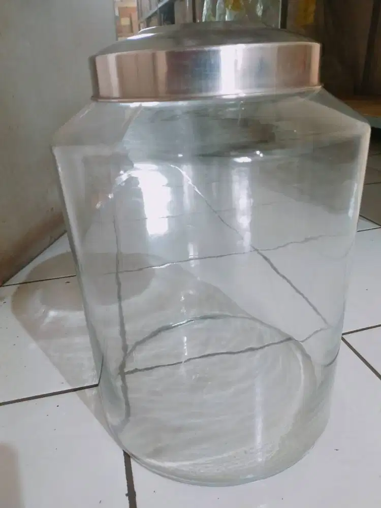 Toples Kaca Bulat Besar vol. 15 liter
