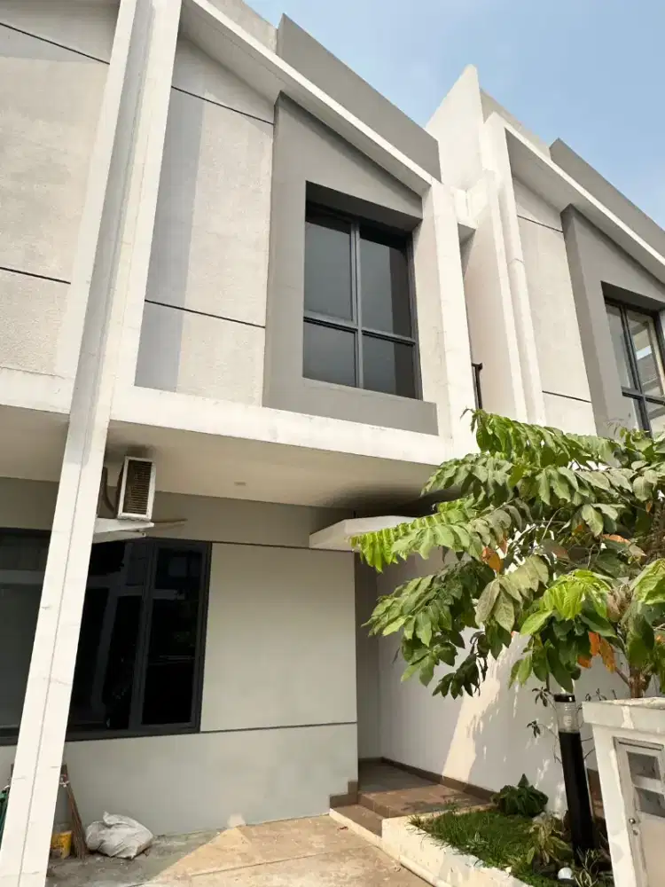 Disewa rumah harapan indah furnish siap huni lokasi depan