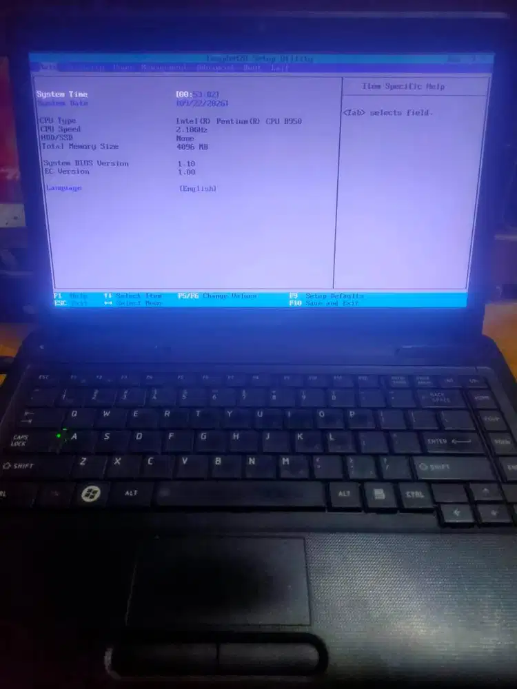 LAPTOP TOSHIBA INTEL PENTIUM B950 RAM 2GB TANPA HDD