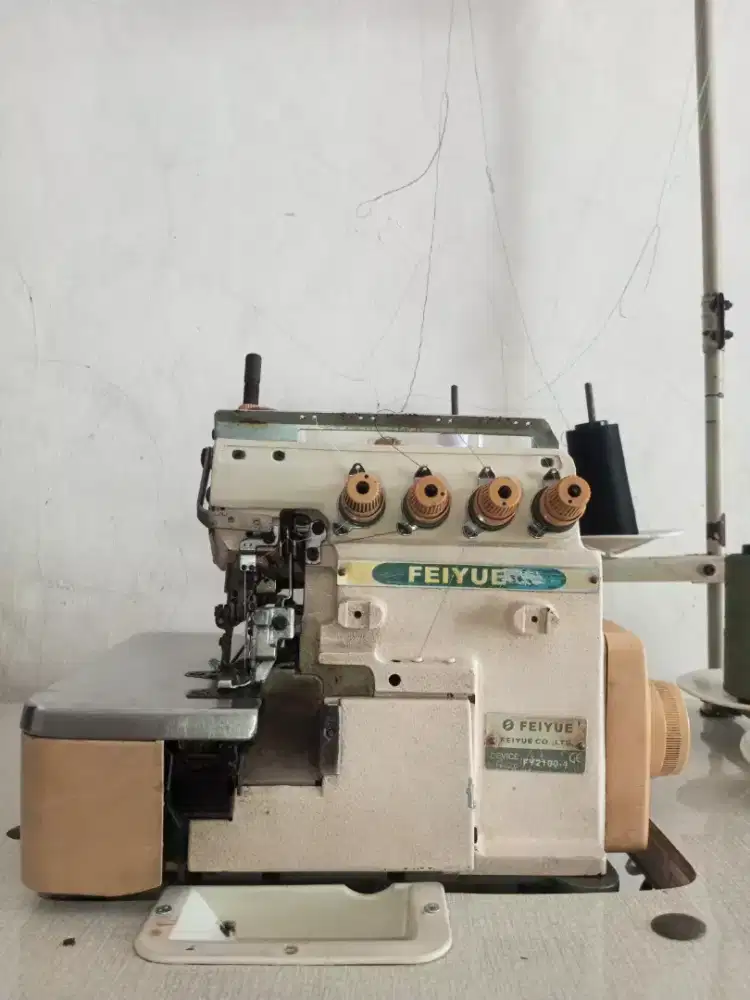 Mesin obras benang 4 second