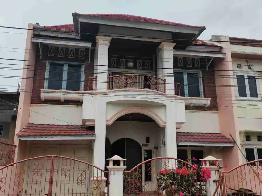 RUMAH 2 LANTAI 100 M DARI JALAN RAYA TABING