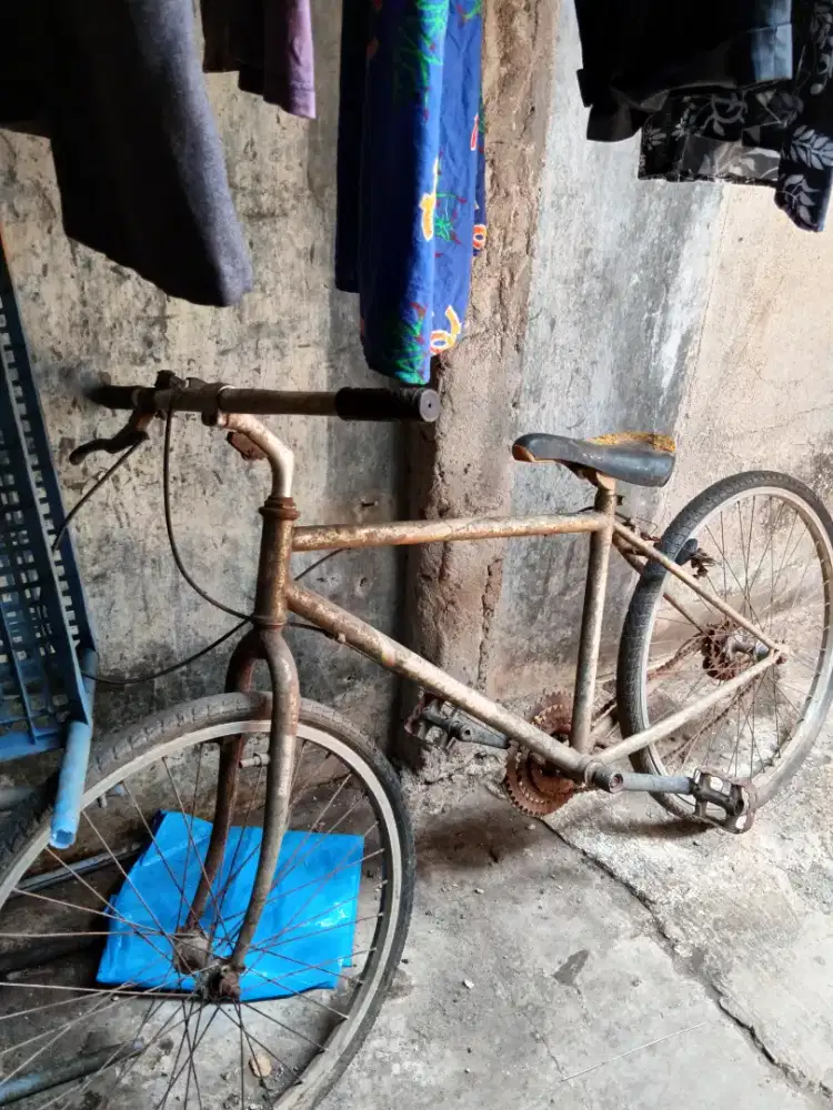 Jual sepeda bekas satset