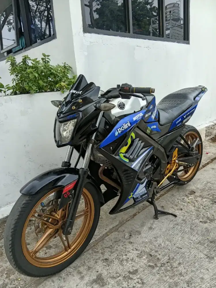 YAMAHA VIXION ADVANCE
