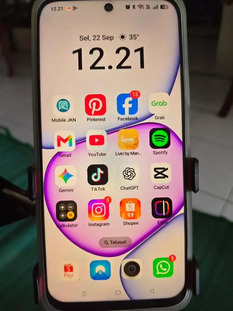 Realme C100 beli tgl 1 Agustus 2026 Seperti baru